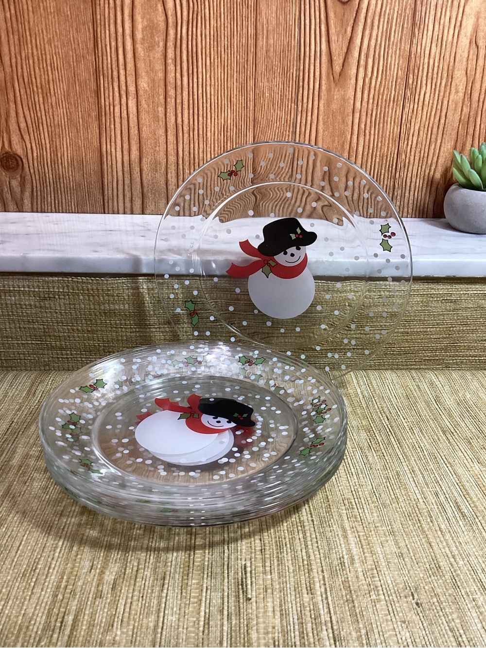 Vintage Arcoroc Holiday Snowman Glass Plate Set of 6
